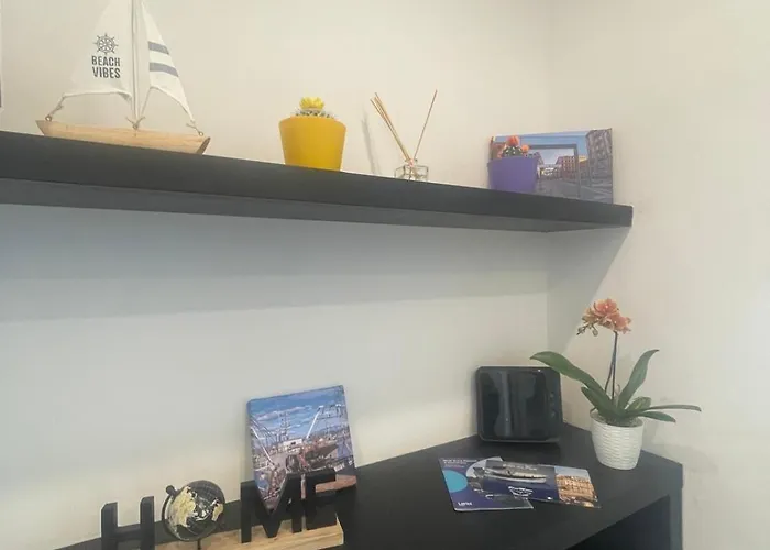 Orizzonte - 5 Terre, Via Fratelli Rosselli 11, Centro Storico-stazione Centrale Con 2 Da Letto アパート